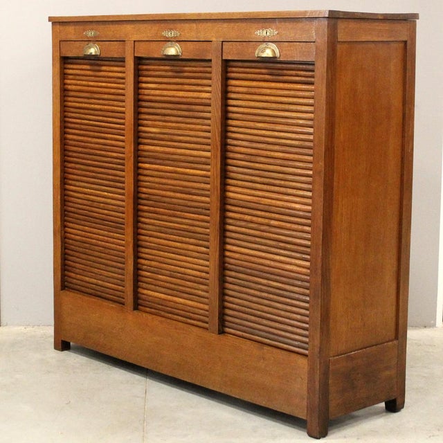 Vintage Filing Cabinet in Oak, 1920s For Sale - Image 3 of 11