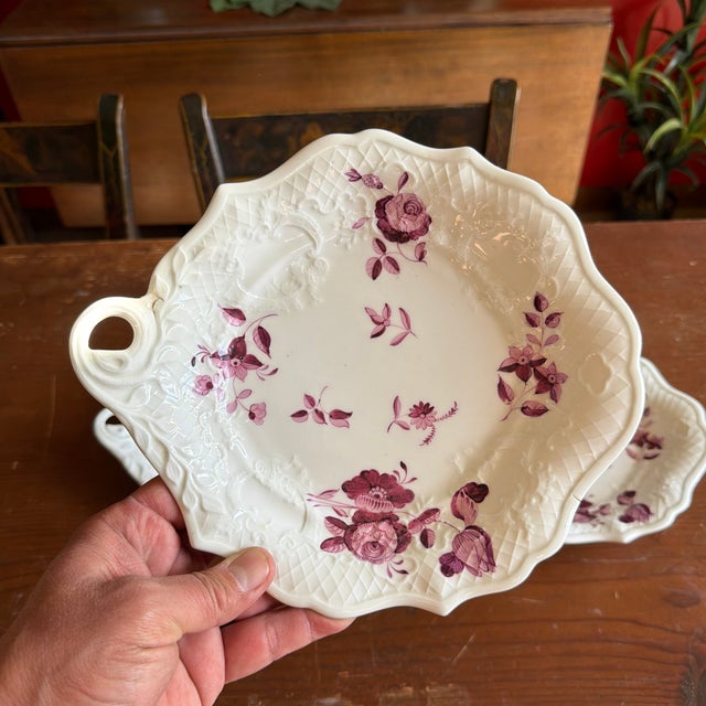 Ceramic Set of 3 Antique Job Ridgway Cauldon Place Single-Handled Trays, Pattern B1154, Circa 1808-1814 For Sale - Image 7 of 12
