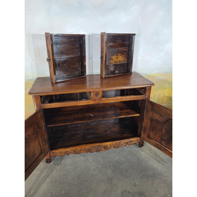Louis XV Credenza in Walnut For Sale - Image 6 of 13