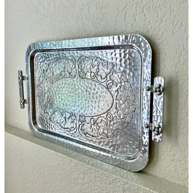 Art Nouveau Circa 1930/1940 Striking Ivy & Vine Riveted Handle Hand-Forged Aluminum Tray For Sale - Image 3 of 13