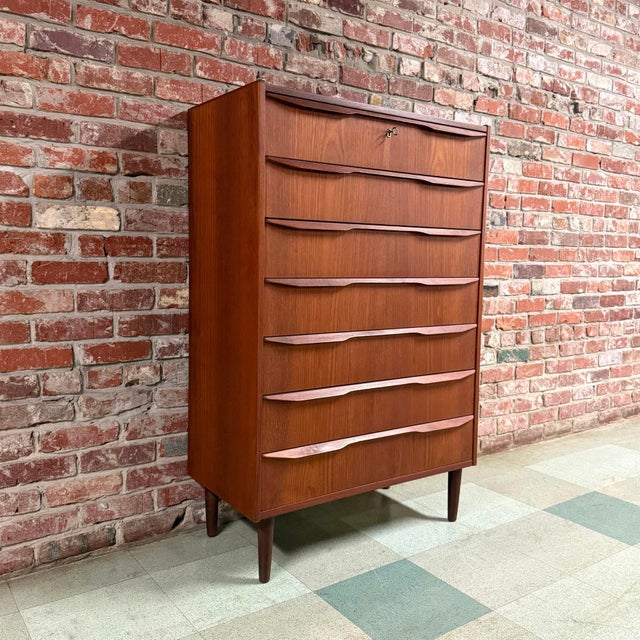 Mid 20th Century Danish Teak Chest by Tibergaard, Attributed For Sale - Image 4 of 9