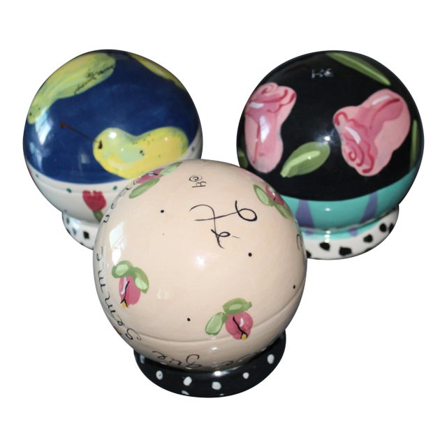 80's Vintage J Jorgenson Ceramic Globes - Set of 3 For Sale