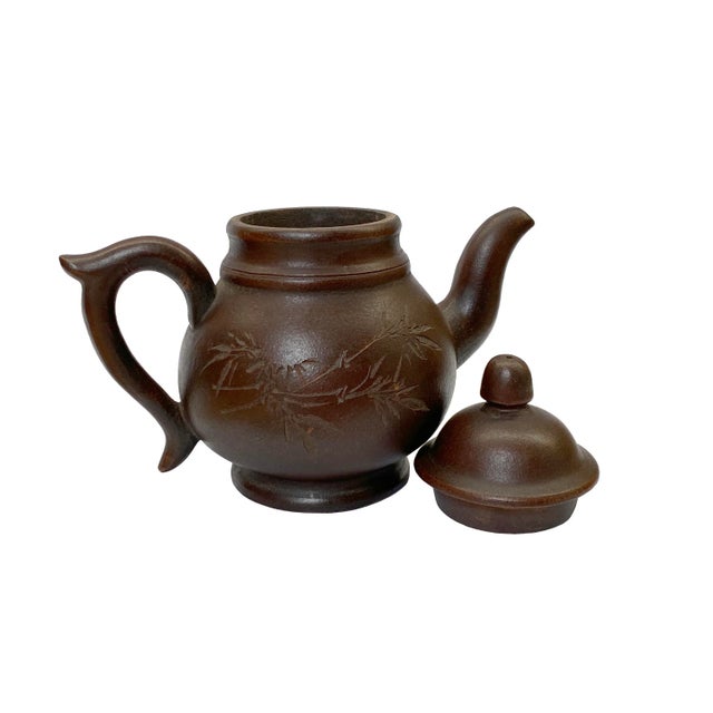 Chinese Handmade Yixing Zisha Clay Teapot With Artistic Accent For Sale - Image 4 of 7