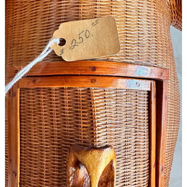 1960s Shanghai Handicrafts Collection Hand Woven Wicker Elephant Box For Sale In Phoenix - Image 6 of 10