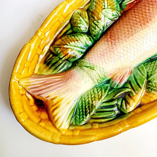 1950s Italian Majolica Fish Basket Wall Platter For Sale In Greensboro - Image 6 of 12