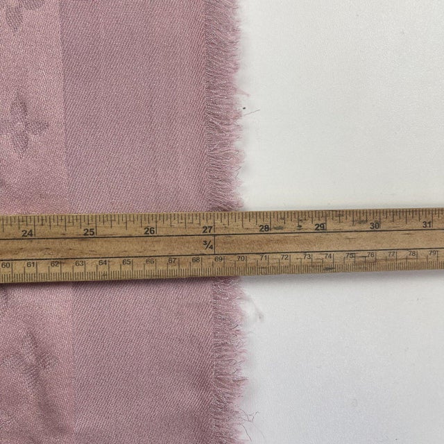Pink Louis Vuitton Pink 60% Silk 40% Wool Large Shawl For Sale - Image 8 of 8