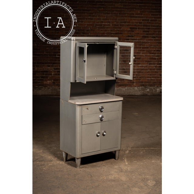 1950s Vintage Steel Bel Geddes Dental Cabinet by Hamilton For Sale - Image 5 of 10