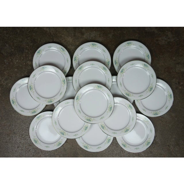 Late 20th Century Vintage Japanese Noritake Sri Lanka Culeton 2692 Floral China Dinner Set- 85 Pieces For Sale - Image 5 of 13