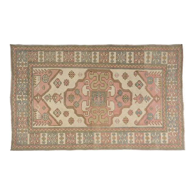 Vintage Turkish Medallion Rug, Hand-Knotted Wool, Dusty Pink and Cream For Sale