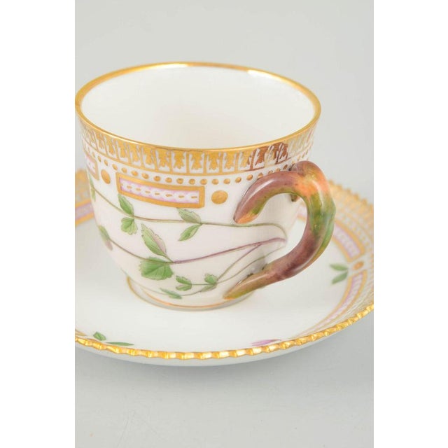 Flora Danica Demitasse Cup with Saucer in Porcelain from Royal Copenhagen, 1960s, Set of 2 For Sale - Image 3 of 5