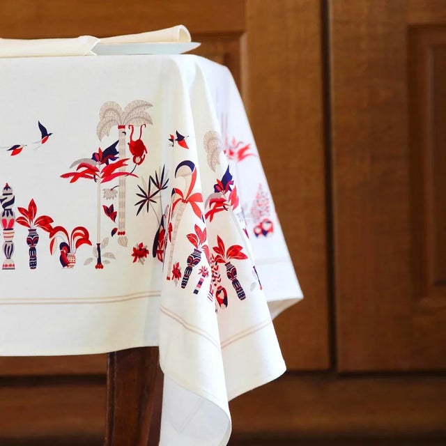 Rectangular Baba À La Grenade Tablecloth for 10 People in Cotton and Linen from Alto Duo For Sale - Image 6 of 11