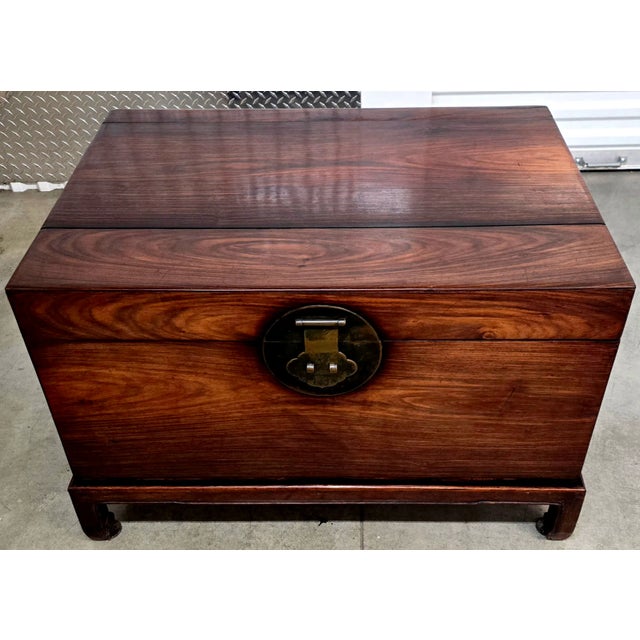 Wood Antique Chinese Polished Rosewood Trunk For Sale - Image 7 of 12