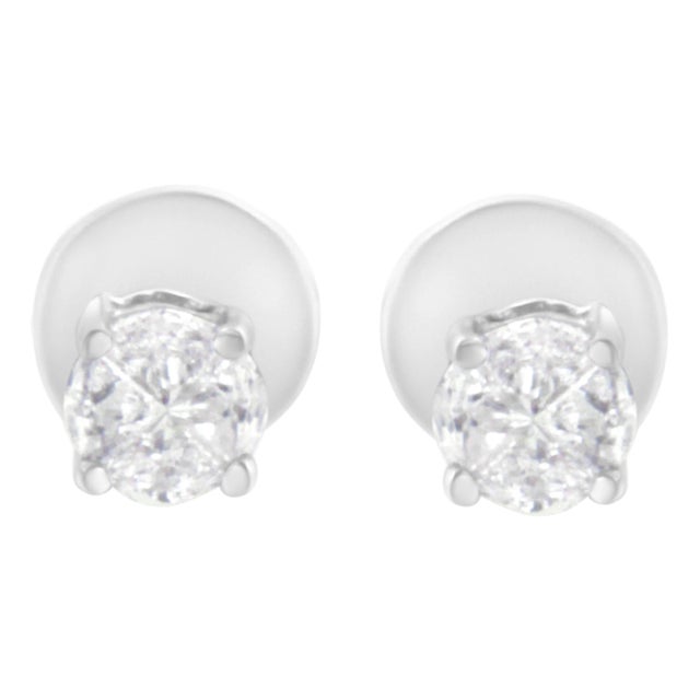 14K White Gold 1/2 Cttw Pie-Cut Diamond Solitaire Stud Earrings (H-I Color, SI1-SI2 Clarity) For Sale