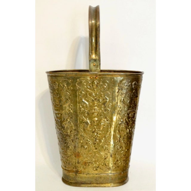 English Early 20th-Century English Embossed Gilt Brass Umbrella / Stick Stand For Sale - Image 3 of 12