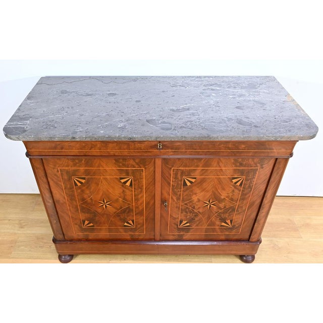 Burl Mahogany Buffet, Early 19th Century For Sale - Image 5 of 18