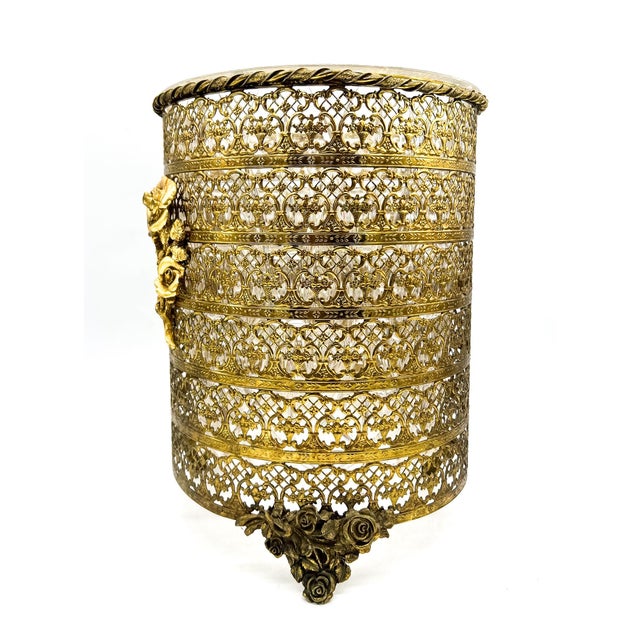 Vintage Brass Filigree Wastebasket With Rose Motif & Acrylic Liner – Hollywood Regency / Romantic For Sale - Image 14 of 14