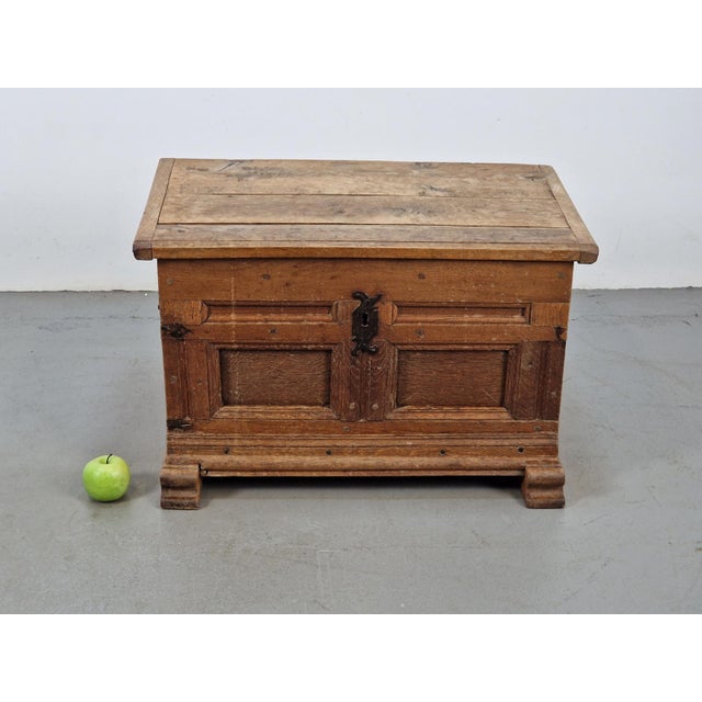 Brutalist Trunk in Oak, 1800 For Sale - Image 16 of 18