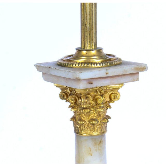 Victorian Ormolu Mounted Onyx Corinthian Column Table Lamp, 19th Century For Sale - Image 4 of 10