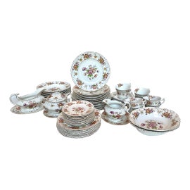 Example of English Traditional Dinnerware