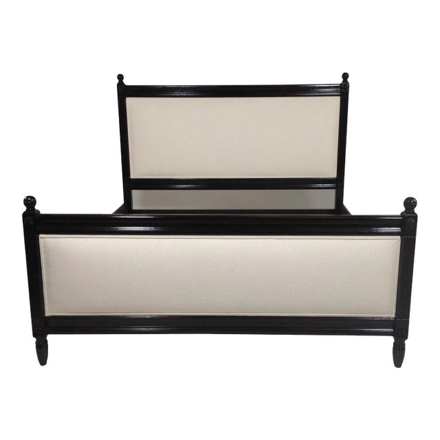 Modern Cream Chenille Upholstered Cal King Size Bedframe For Sale