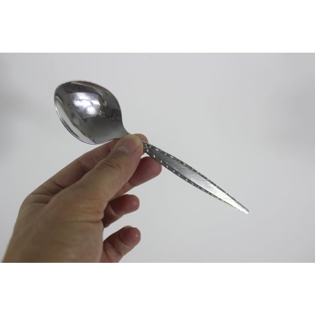 Oneida Vintage Mid Century Modern Oneida Venetia Stainless Steel Atomic 3 Piece Serving Spoon Set For Sale - Image 4 of 6