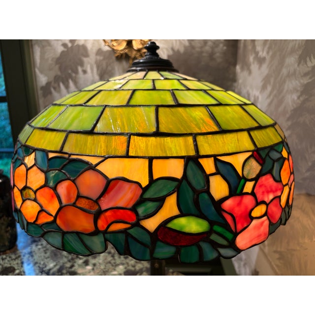 Green 1910s Art Nouveau Wilkinson Co. Floral Stained Glass Table Lamp For Sale - Image 8 of 11
