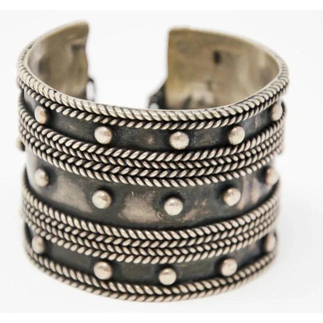 Mid 20th Century Moroccan Vintage Berber Tribal Ethnic Cuff For Sale - Image 13 of 18