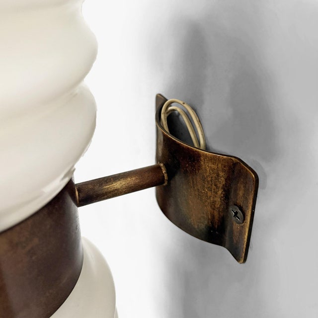 White Mid-Century Modern Italian Wall Lamps in Opaline Glass and Brass, 1950s, Set of 2 For Sale - Image 8 of 10