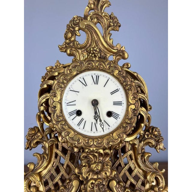 Vintage French Rococo Louis XV Style Revival Gilt Metal Mantel Clock For Sale - Image 6 of 14