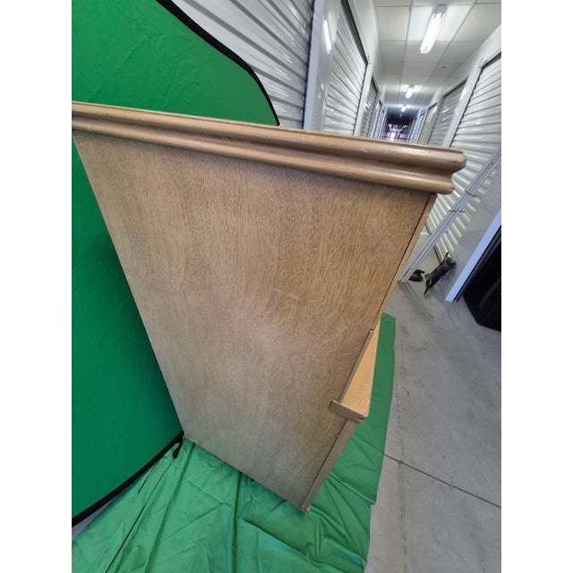 Mid-Century Modern Dresser For Sale - Image 4 of 8