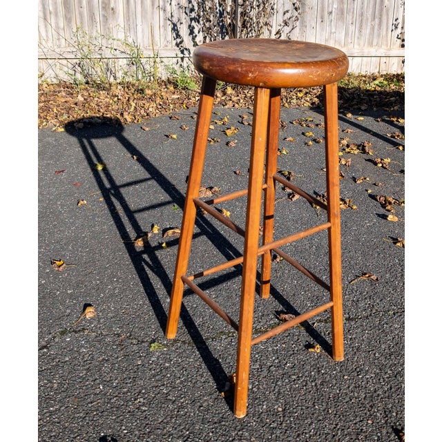 19th Century American Windsor Style Tall Stool or Pedestal Stand For Sale In New York - Image 6 of 15