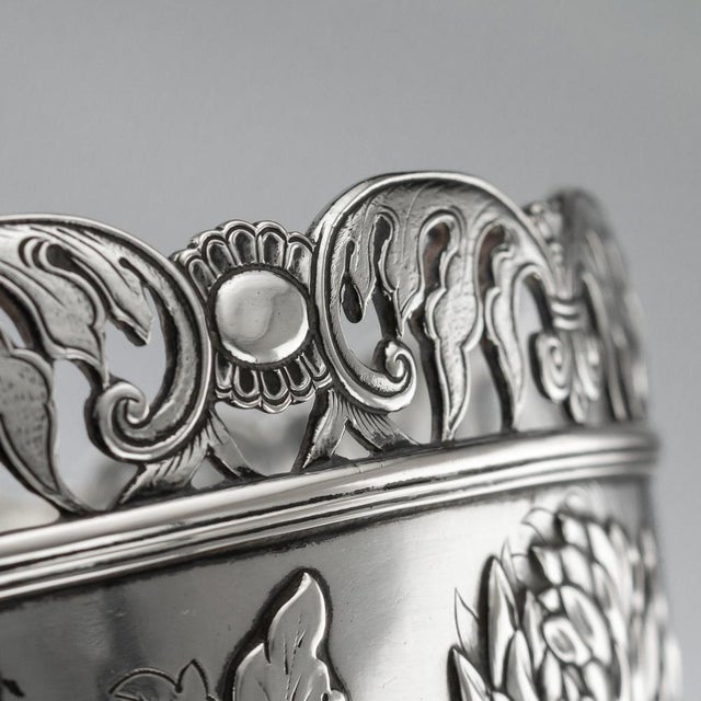 Antique Hong Kong Chinese Solid Silver Bowl from Wing Cheong, 1890s For Sale - Image 5 of 16