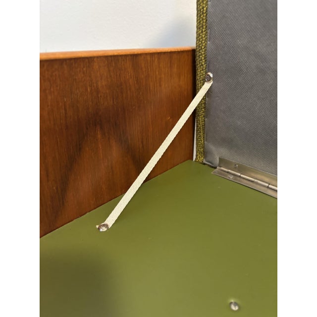 Wood Vintage Ottoman from Drevopodnik Holesov, 1970s For Sale - Image 7 of 10