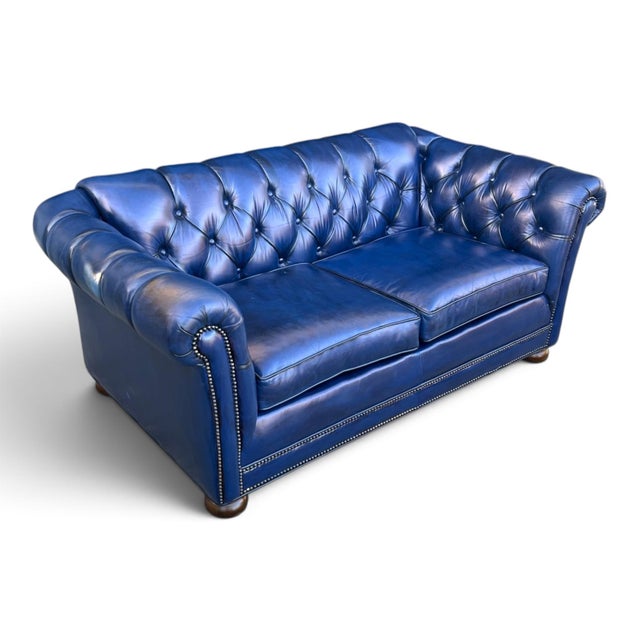 1970s Vintage Chesterfield Navy Blue Tufted Leather Loveseat W/ Brass Trim For Sale - Image 5 of 16
