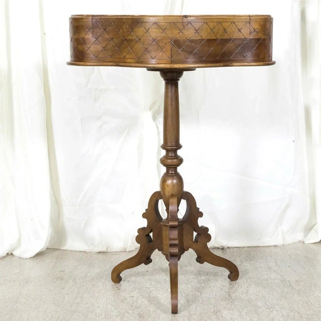 French 19th Century French Carved Oval Shaped Walnut Jardinière Planter on Tripod Stand For Sale - Image 3 of 12