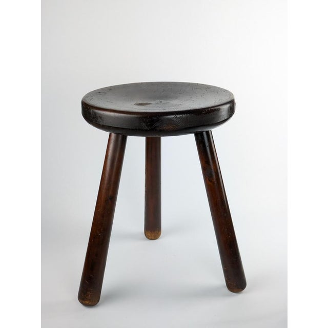 Mid-Century Modern Rustic Tripod Stool in Stained Pine, 1950s For Sale - Image 3 of 8