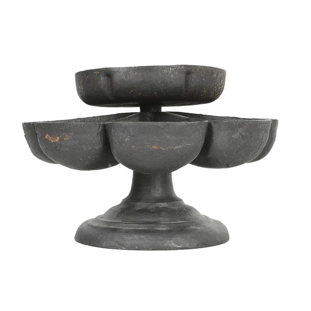 Cast Iron Shoemaker Tulip For Sale