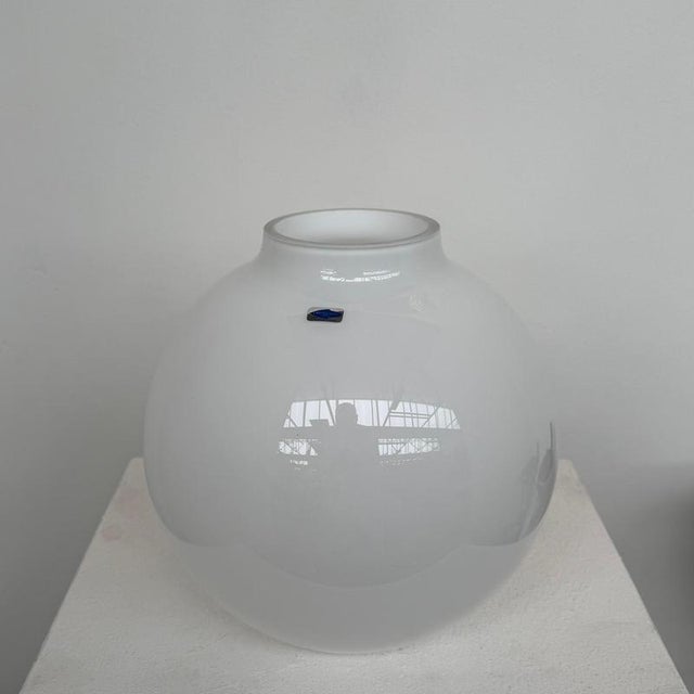 1970s Vintage Spherical Table Lamp, 1980s For Sale - Image 5 of 10