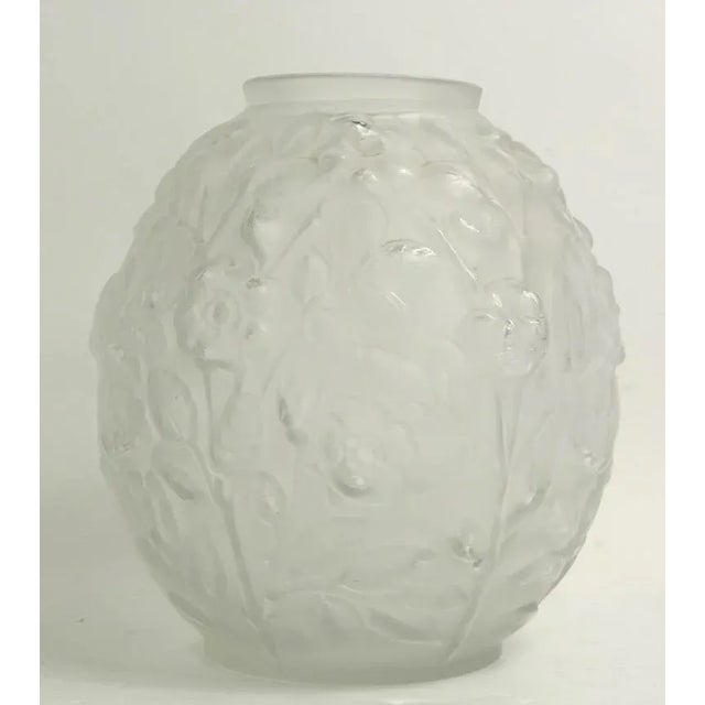 Verlys Glass 1930s Art Deco Verlys Glass Vase For Sale - Image 4 of 9