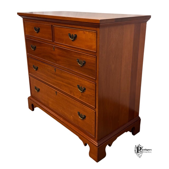 American Vintage Craftique Chippendale Style Solid Mahogany Chest of Drawers For Sale - Image 3 of 10