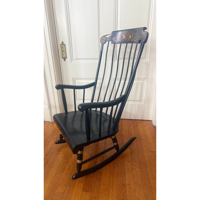 This exceptional Nichols & Stone Windsor rocking chair represents one of the finest examples of late 20th-century American...