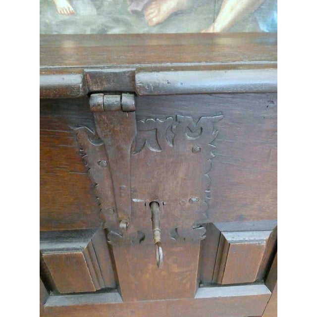 Early 17th Century English Oak Coffer Chest, 1630 For Sale - Image 16 of 18