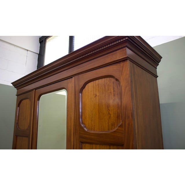 Antique Edwardian Walnut Wardrobe, 1900s For Sale - Image 5 of 13