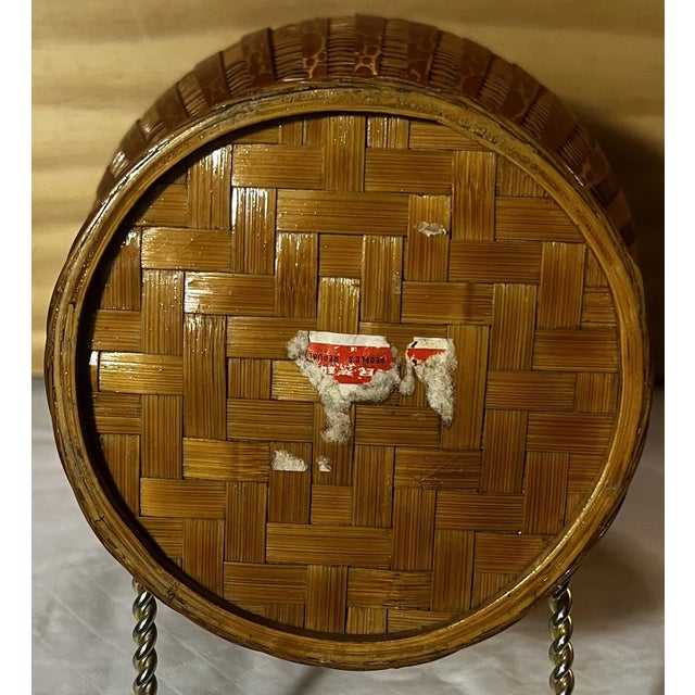 1990s Vintage MCM Japanese Wicker 9.5 Inch Tall Vase For Sale - Image 5 of 7