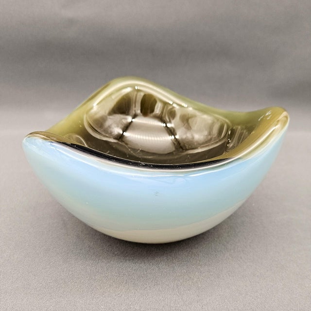 1950s Vintage Sommerso Murano Glass Ashtray from Barbini, Italy, 1960s For Sale - Image 5 of 8