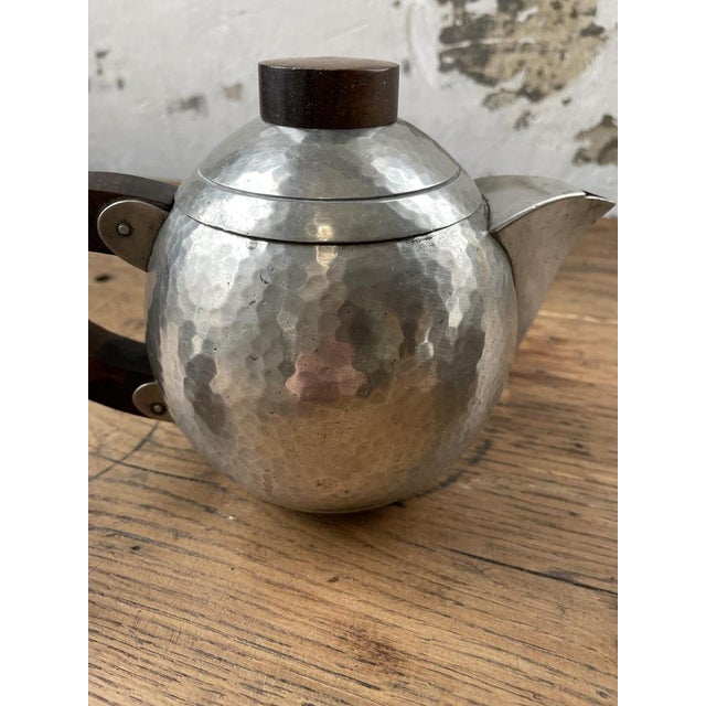 Art Deco Tin Teapots by René Delavan, 1920s, Set of 4 For Sale - Image 11 of 18