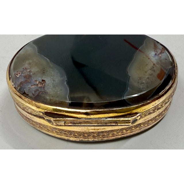 Black 19th Century 3 Victorian Snuff Boxes Gilt Metal and Banded Agate For Sale - Image 8 of 12