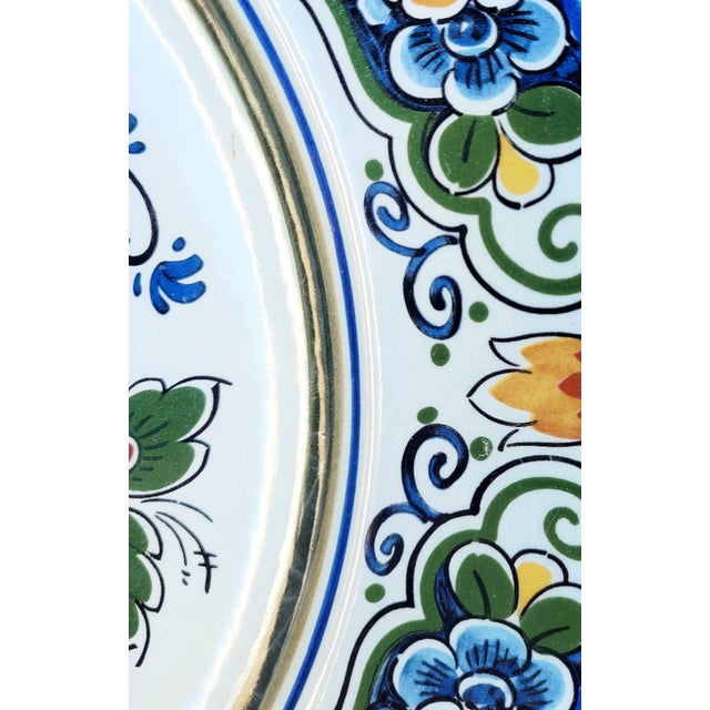 Large Mid-Century Dutch Hand-Painted Polychrome Delft Ceramic Wall Plate, Holland, 1950s For Sale - Image 4 of 16