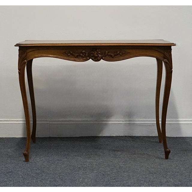 Wood Vintage Antique Banded Bookmatched Walnut French Provincial 39" Accent Entryway Table For Sale - Image 7 of 8