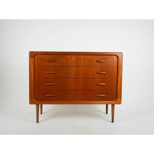 Brown Vintage Teak Chest of Drawers from Dyrlund, 1960s For Sale - Image 8 of 8
